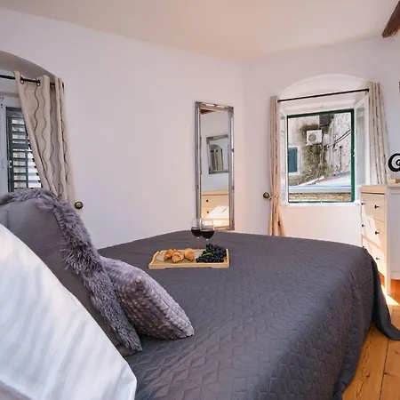 Apartment Galeriana Palace Bei Litto By Interhome