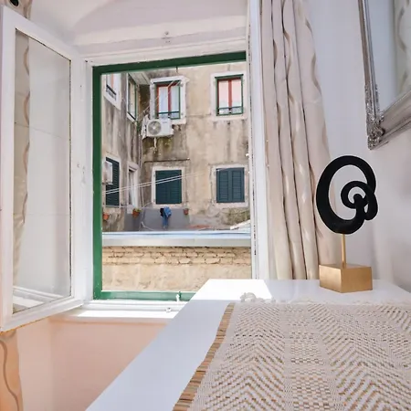 Galeriana Palace Bei Litto By Interhome Apartment Split